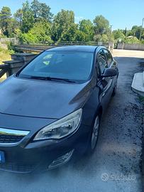 Opel Astra J Elective
