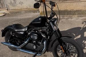 Harley-Davidson Sportster 883 Iron
