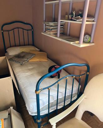 2 letti singoli in ferro battuto