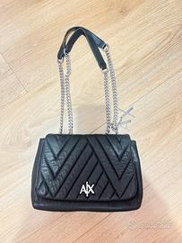 Borsa a tracolla in pelle nera Armani