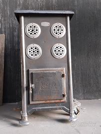 stufa a legna zephir in ghisa vintage 4 condotti