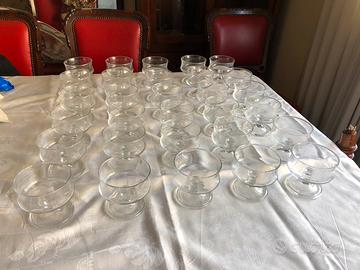 30 coppe macedonia in vetro e 1 grande coppa