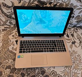 ASUS Vivobook 15,6" Core i3 256GB SSD 8GB Ram