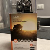 Actioncam vomprensiva di accessori