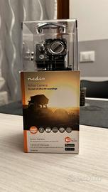 Actioncam vomprensiva di accessori