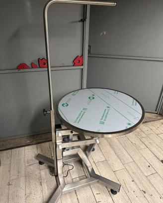 Tavolo toelettatura elettrico