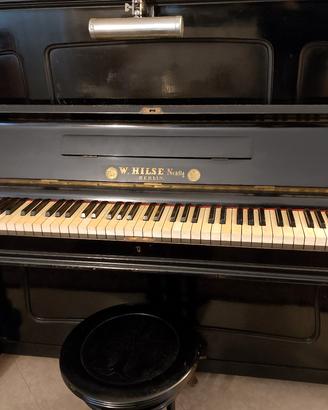 pianoforte  a muro