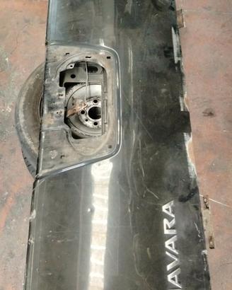 portellone posteriore Nissan Navara d40 