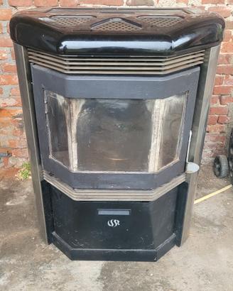 Stufa a pellet. Principessa UniRossi