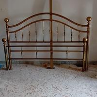 Letto in ottone