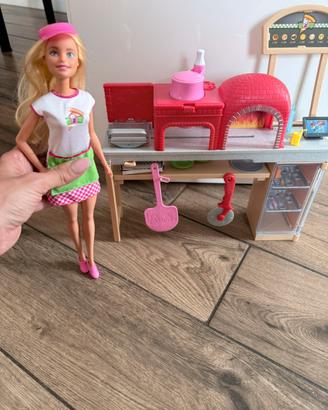 Barbie pizza
