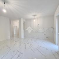 3 LOCALI A ACQUI TERME