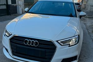 Audi A3 Sportback Business S-tronic