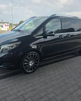 Mercedes-Benz Classe V 250 d in versione Extralonq