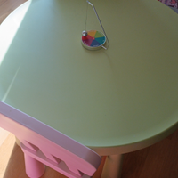 Tavolo Ikea bimbi con due sedie