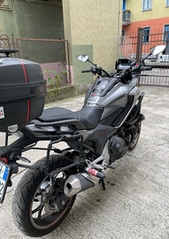 Honda nc750x 2016 dct
