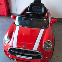 Mini cabrio elettrica per bambini