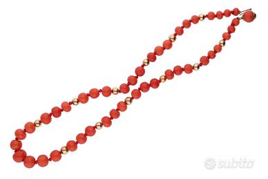 Collana in corallo di Sciacca con distanziatori in