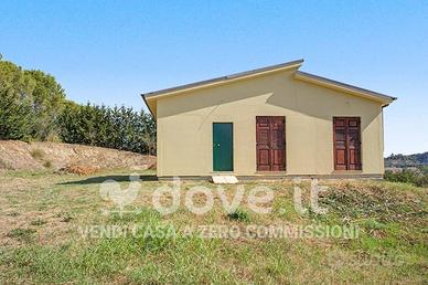 Villa di 180 m² con 4 locali a Venarotta