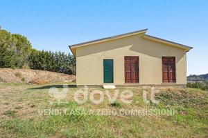 Villa di 180 m² con 4 locali a Venarotta