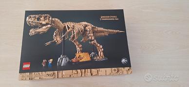 T-REX TYRANNOSAURUS  FOSSILS LEGO NUOVO 