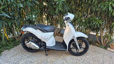 Aprilia Scarabeo 50 2017