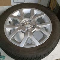 Cerchi in lega 15" VW Up con gomme invernali