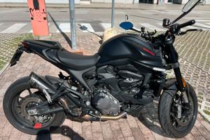 Ducati Monster 937