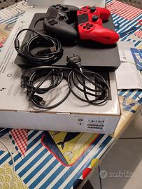 PlayStation 4 , 2 joystick e 4 giochi 