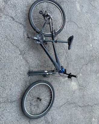 Bici specialized da sistemare o per ricambi