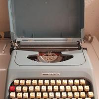 Macchina da scrivere
