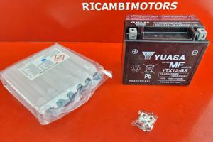 BATTERIA TRIUMPH BONNEVILLE T100 T120