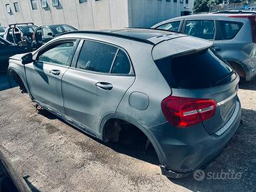 Mercedes gla 45 AMG ricambi
