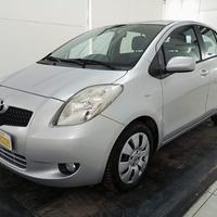 TOYOTA Yaris 5p 1.3 Sol