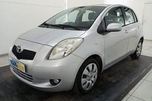 TOYOTA Yaris 5p 1.3 Sol