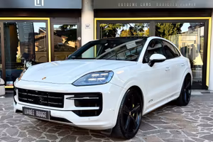 Porsche Cayenne Coupé 4.0 GTS