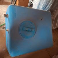 Serbatoio per liquidi alimentari