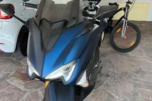 Yamaha t max 530