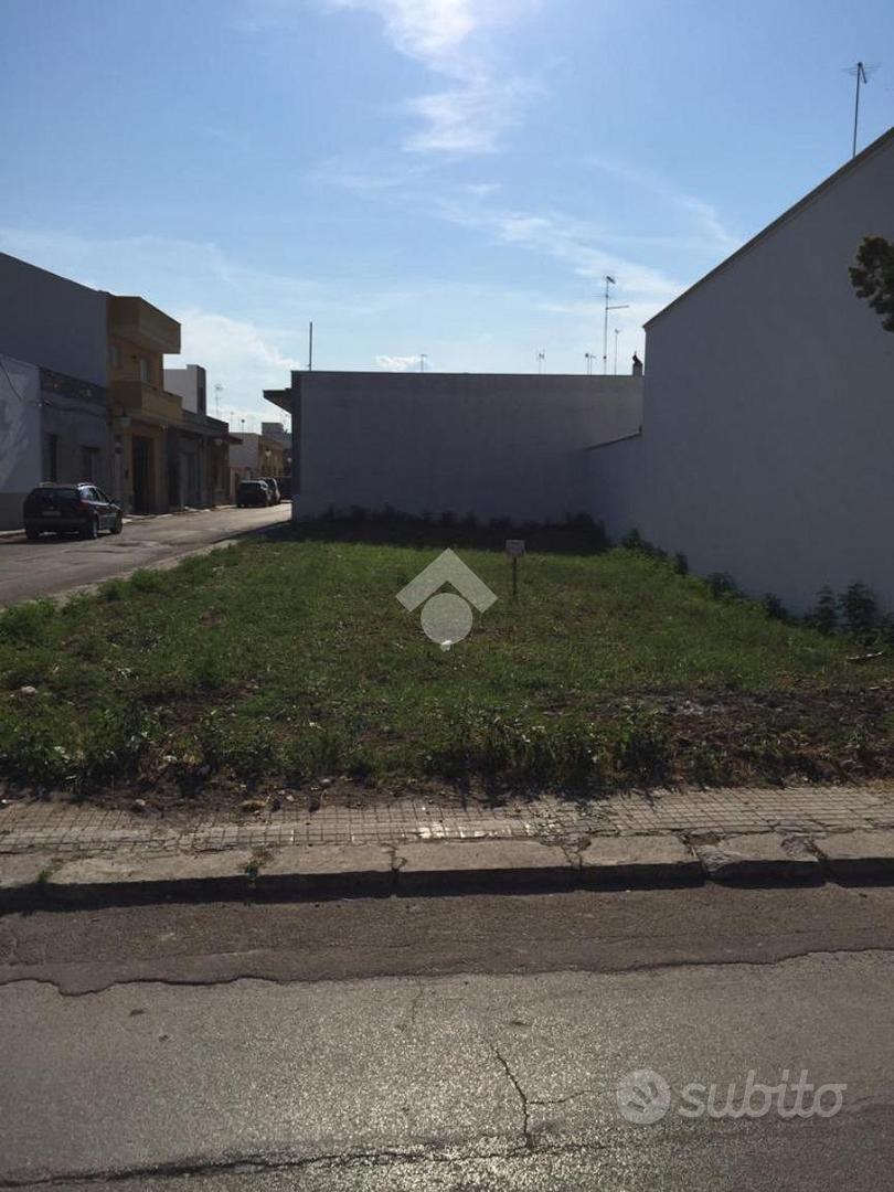 TER. RESIDENZIALE A BRINDISI - Vista 3