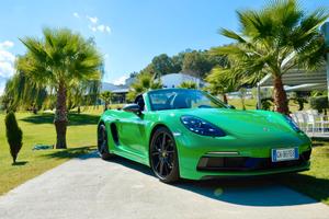 PORSCHE 718 T