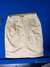 gonna sopra il ginocchio