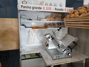 Vetrina frigo per alimenti 