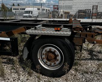 Rimorchio koegel per trasporto casse mobili