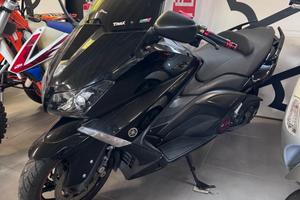 Yamaha T Max 530