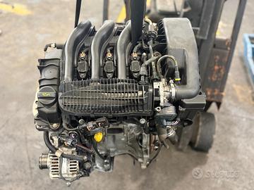 Motore Peugeot 208 1.2 Benz. (HM01)