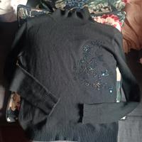 maglioncino nero con disegno perline 