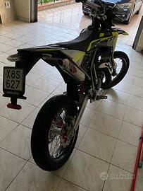 Motard fantic 50