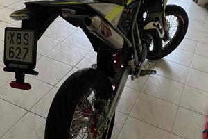 Motard fantic 50