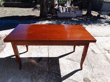 Tavolo rettangolare allungabile massello