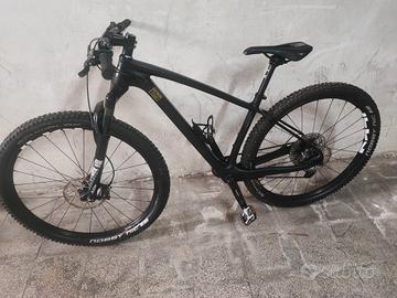 whistle in carbonio